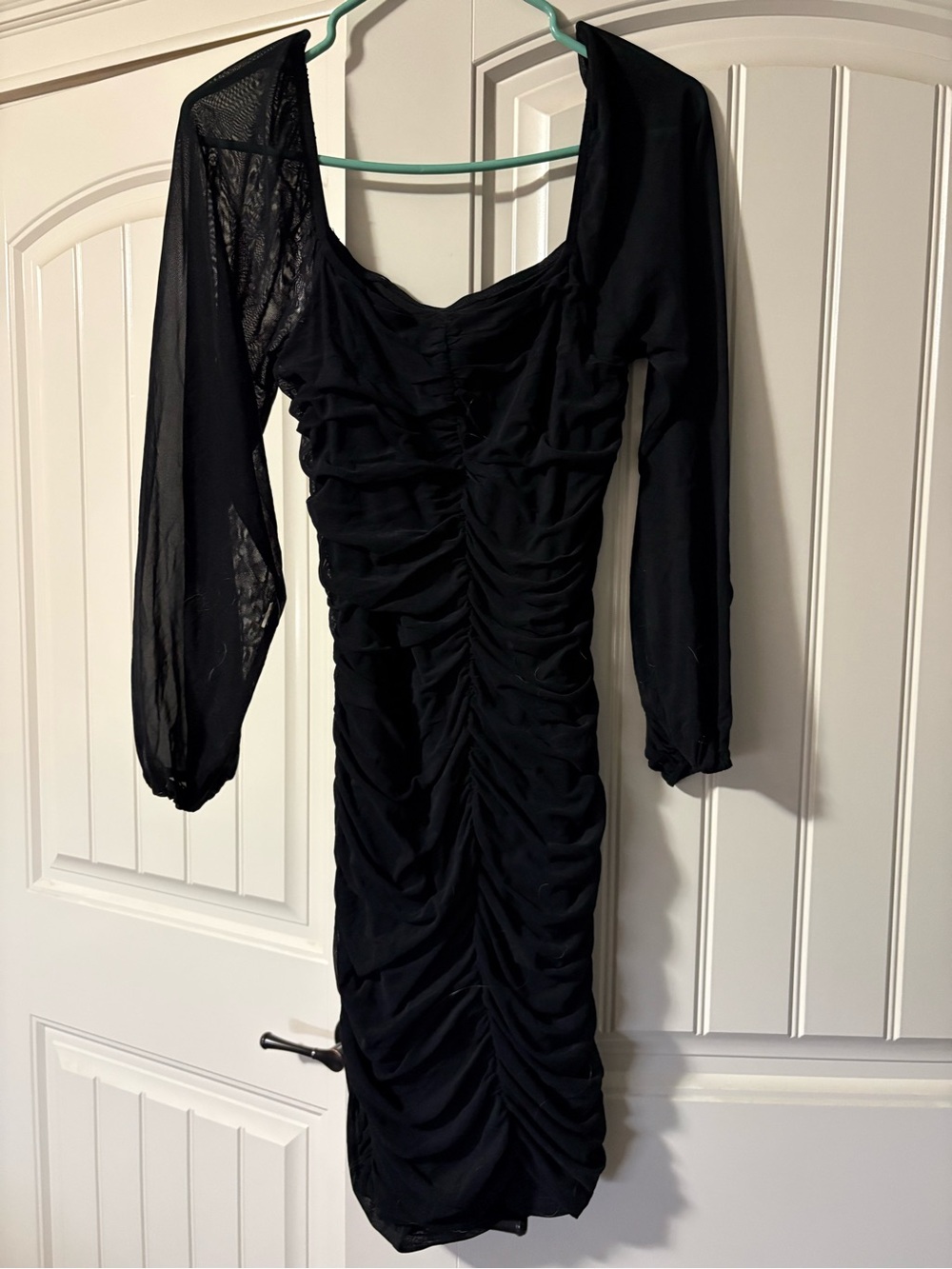 Amazon Black Ruched Long Sleeve Midi Dress